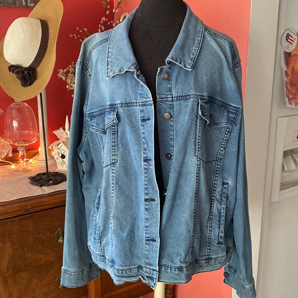 Max Jeans 3X Classic Denim Jacket